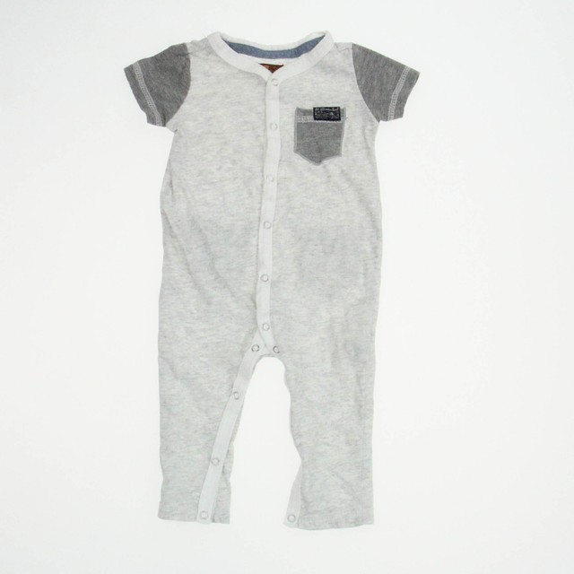 7 for all Mankind Ivory | Gray Long Sleeve Outfit 3-6 Months 