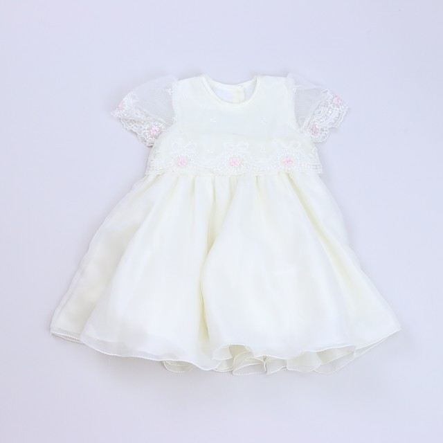 Cucci Bebe Off-White Special Occasion Dress 12 Months 