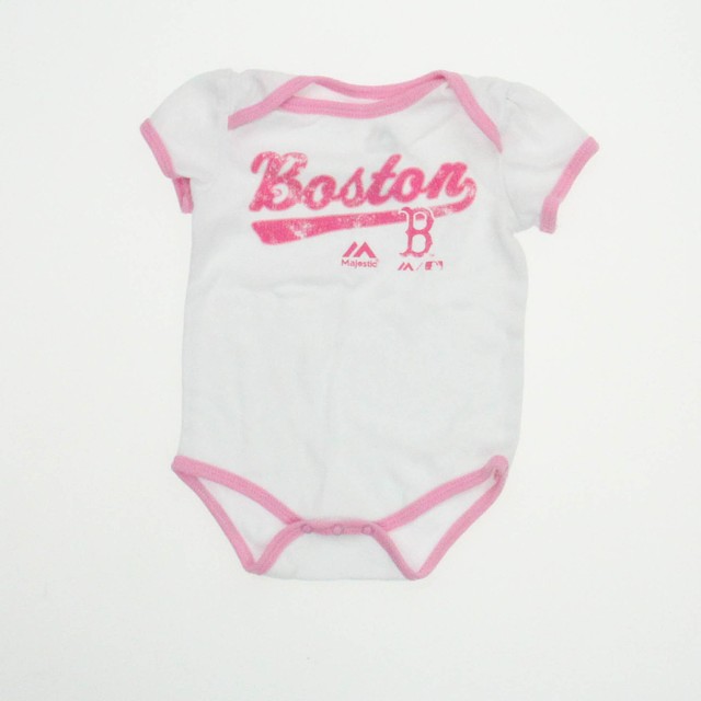 Majestic "Boston Red Sox" White | Pink Onesie 0-3 Months 
