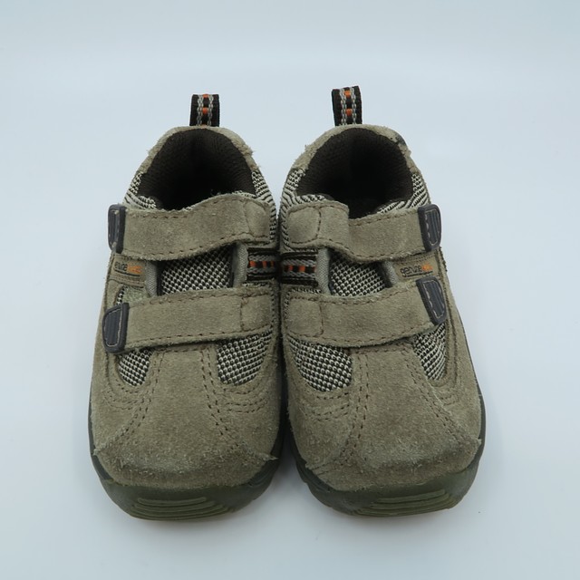 Osh Kosh Brown Sneakers 4 Infant 