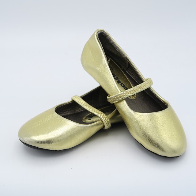 Ositos Gold Shoes 5 Toddler 