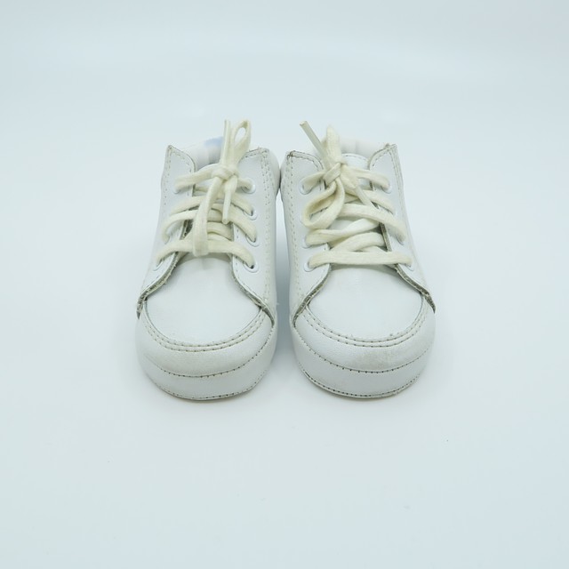 Unknown Brand White with Laces Sneakers 1 Infant 