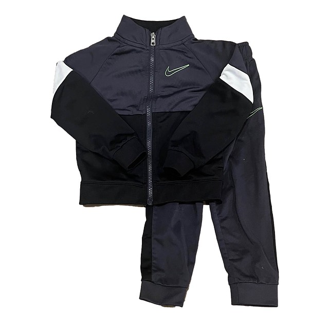Nike 2-pieces Black | Gray | Green Track Suit 24 Months 